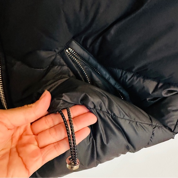 ZARA Oversized Puffer Vest Black - Picture 8 of 12